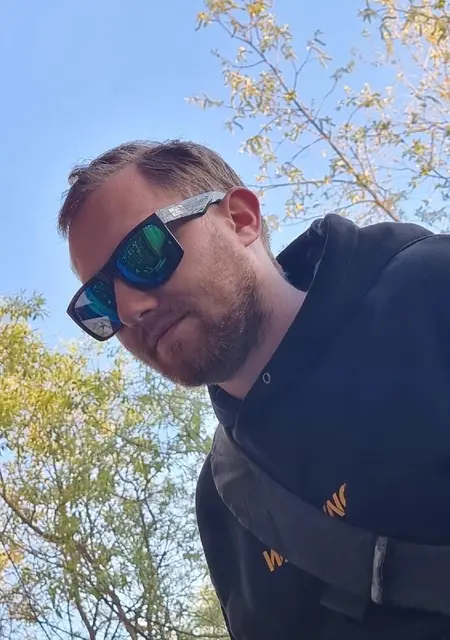 Я Alex, 31, из Магнитогорска, ищу знакомство для дружбы