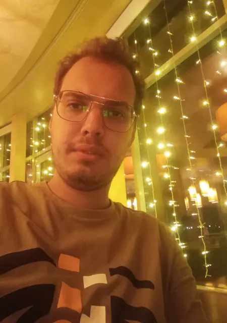 Я Евгений, 31, знакомлюсь для общения в Астрахани