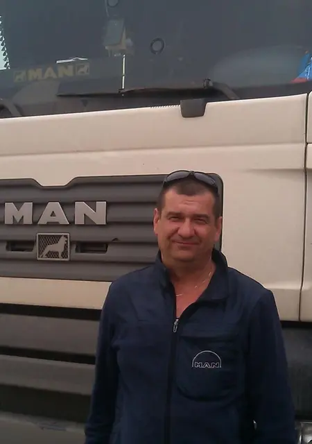 Я Александр, 53, из Тольятти, ищу знакомства без обязательств