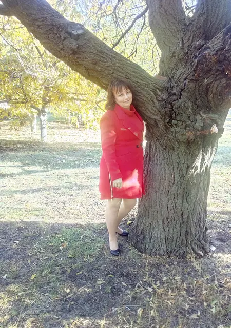 Марина из Таганрога, мне 48, познакомлюсь для постоянных отношений