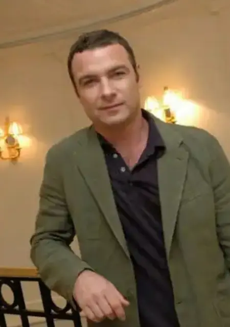 Я Вик, 42, из Кропоткина, ищу знакомство для постоянных отношений