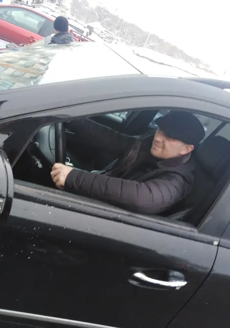 Олег из Калуги, мне 81, познакомлюсь для приятного времяпровождения