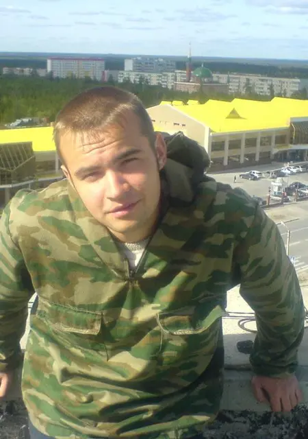 Игорек из Ноябрьска, ищу на сайте вирта