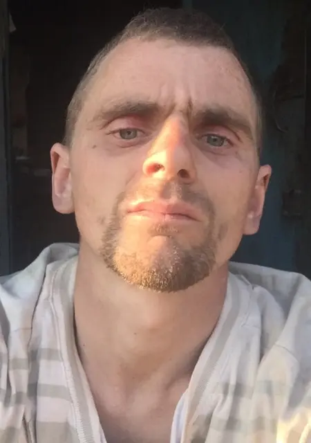 Женя из Кривого Рога, ищу на сайте постоянные отношения