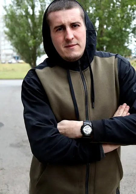 Виктор из Хабаровска, ищу на сайте знакомства на одну ночь