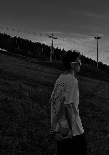 Я Даня, 20, из Миасса, ищу знакомства без обязательств