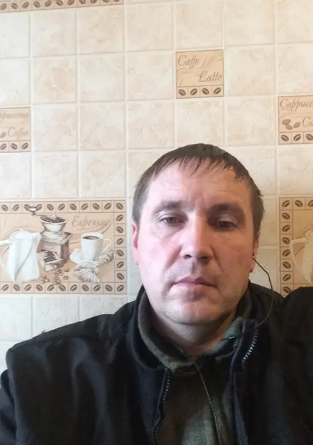 Александр из Ростова-на-Дону, мне 45, познакомлюсь без обязательств