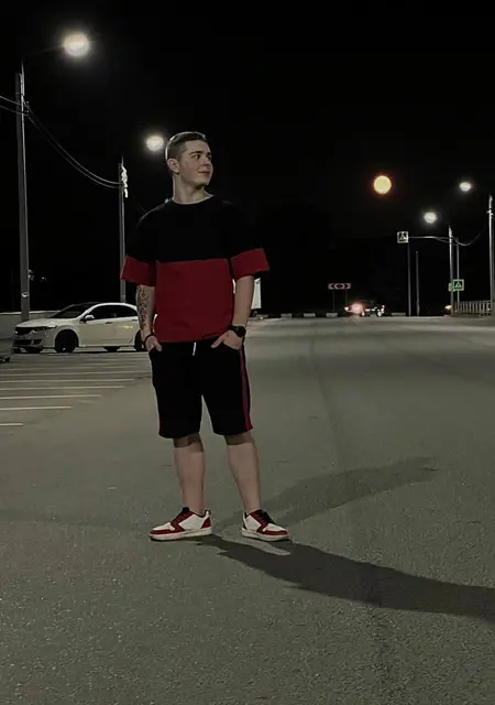 Миша из Иванова, мне 21, познакомлюсь для приятного времяпровождения