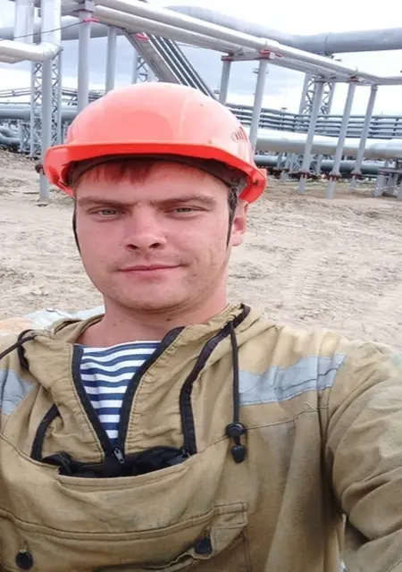 Я Александр, 30, из Салавата, ищу знакомства на одну ночь