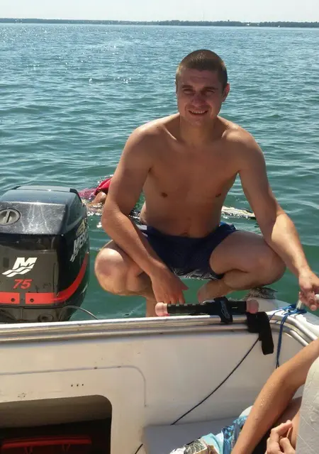 Максим из Нерюнгри, мне 25, познакомлюсь для общения