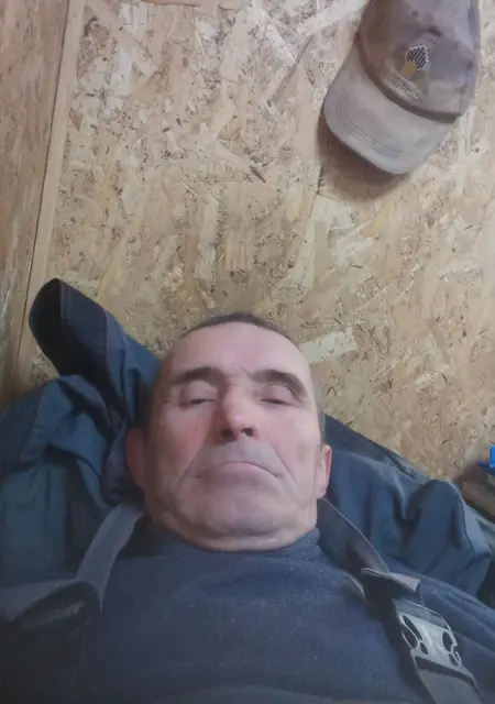 Я Petr, 55, из Ижевска, ищу знакомство для постоянных отношений