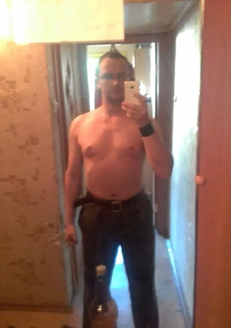 Артем из Великого Новгорода, ищу на сайте знакомства на одну ночь