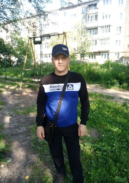 Я Владимир, 41, из Березников, ищу знакомства без обязательств