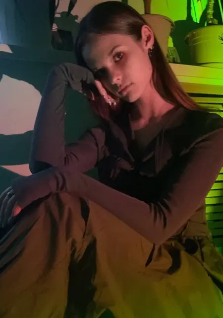 Кристина из Перми, мне 18, познакомлюсь без обязательств