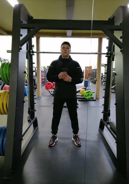 Дмитрий из Братска, мне 29, познакомлюсь на одну ночь