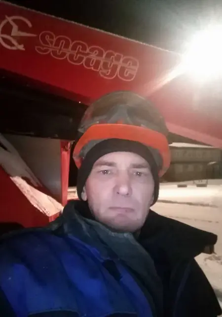 Я Евгений, 45, знакомлюсь без обязательств в Орске