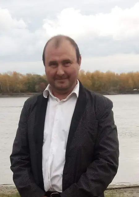 Я Алексей, 50, из Барнаула, ищу знакомства без обязательств