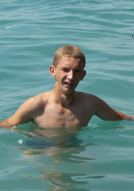 Я Кирилл, 27, знакомлюсь без обязательств в Ульяновске