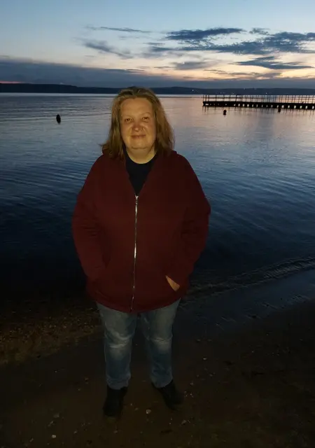 Елена из Перми, ищу на сайте знакомства без обязательств