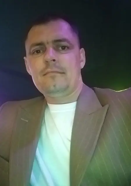 Миха из Видного, ищу на сайте знакомства на одну ночь