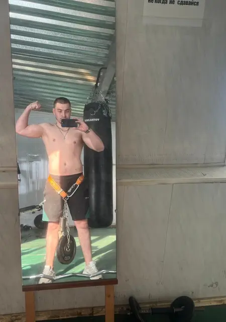 Ruslan из Мирного, мне 25, познакомлюсь без обязательств