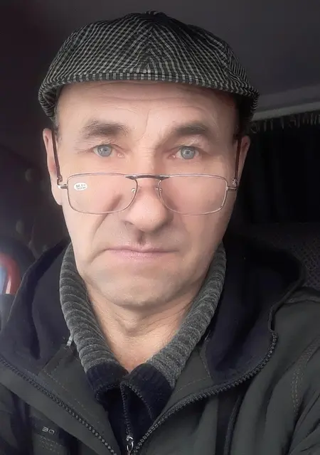 Я Дмитрий, 53, из Новокузнецка, ищу знакомство для приятного времяпровождения