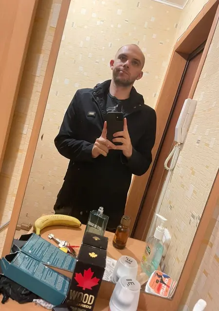 Иван из Вологды, ищу на сайте знакомства на одну ночь