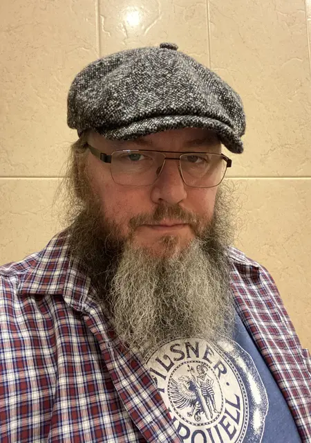 Василий из Иванова, мне 54, познакомлюсь для вирта