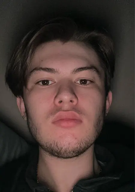 Азиз из Сургута, мне 21, познакомлюсь для вирта