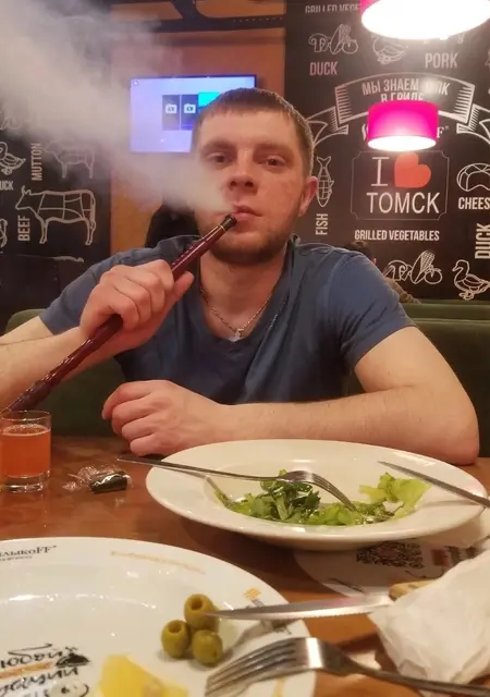 Сергей из Томска, мне 28, познакомлюсь на одну ночь