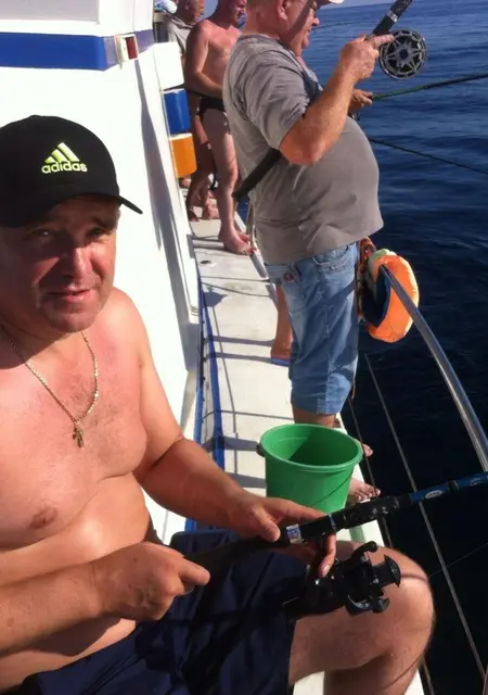 Я Влад, 52, знакомлюсь без обязательств в Новомосковске