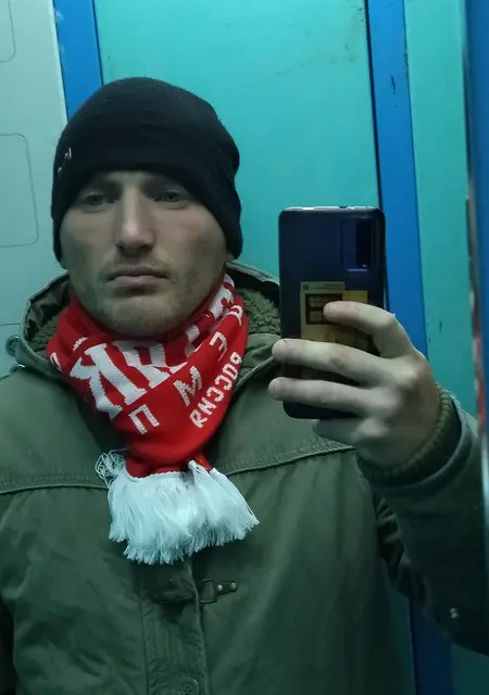 Я Роман, 37, из Лобни, ищу знакомство для постоянных отношений