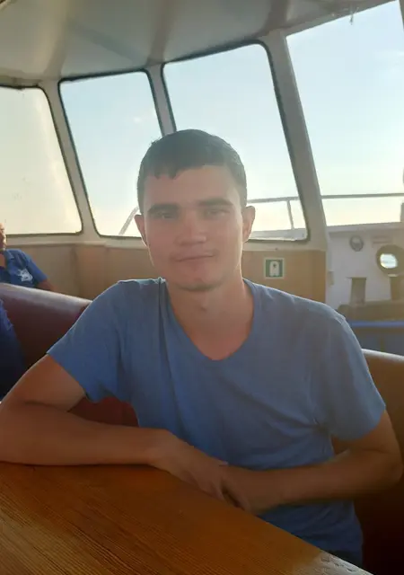 Константин из Чебаркуля, ищу на сайте знакомства на одну ночь