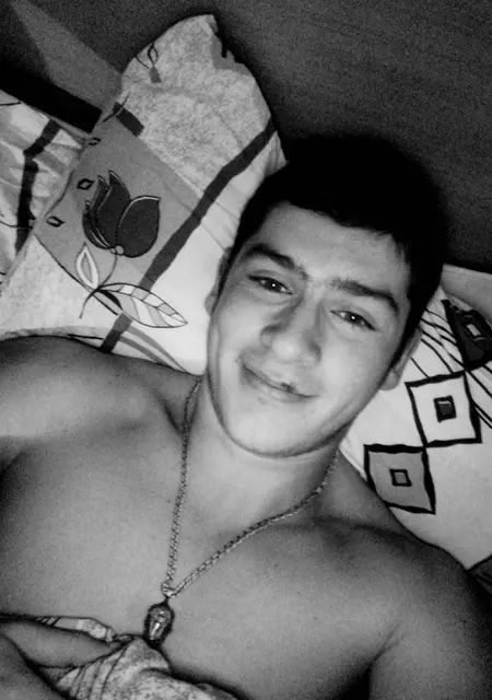 Тим из Сургута, мне 29, познакомлюсь на одну ночь