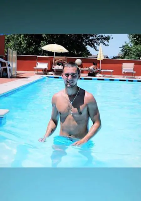 Я Oleg, 32 років, знайомлюсь без зобов'язань у Львові