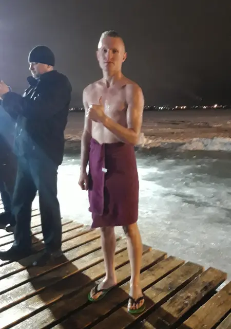 Кирилл из Козьмодемьянска, мне 25, познакомлюсь для приятного времяпровождения