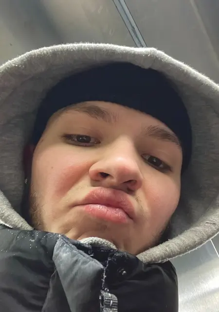 Никита из Химок, мне 21, познакомлюсь для общения