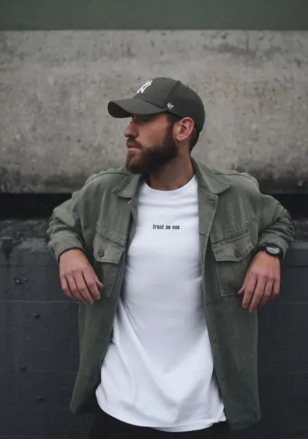 Антонио из Феодосии, ищу на сайте знакомства без обязательств