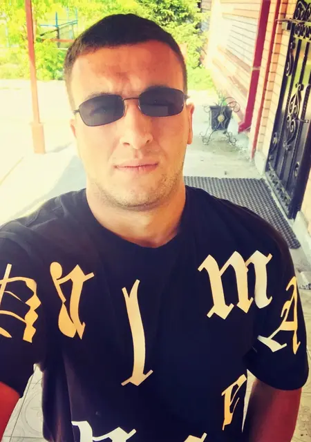 Я Leo, 31, из Рыбинска, ищу знакомство для приятного времяпровождения