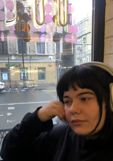 Катя из Санкт-Петербурга, ищу на сайте знакомства без обязательств