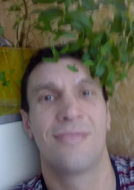 Андрей из Новомосковска, мне 40, познакомлюсь без обязательств