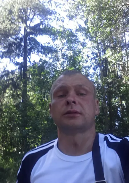 Леонид из Екатеринбурга, ищу на сайте приятное времяпровождение