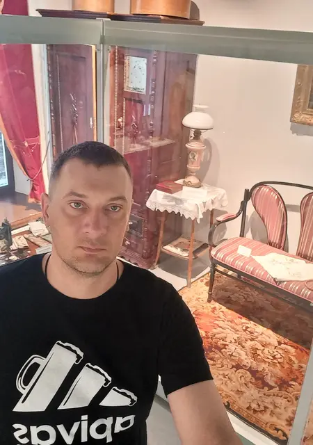 Деня из Ачинска, ищу на сайте знакомства на одну ночь