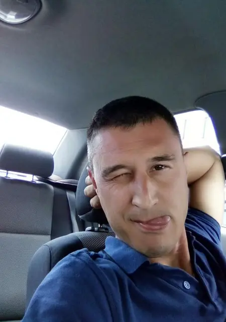 Алексей из Лобни, ищу на сайте знакомства без обязательств