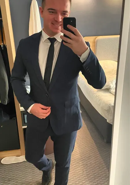 Я Yura, 28, знакомлюсь на одну ночь в Перми