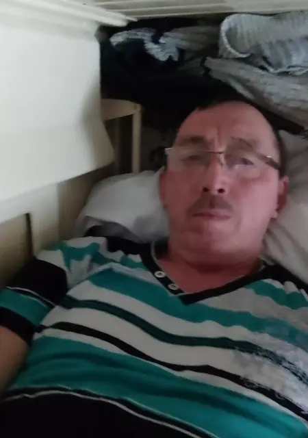 Я Артём, 50, знакомлюсь без обязательств в Липецке