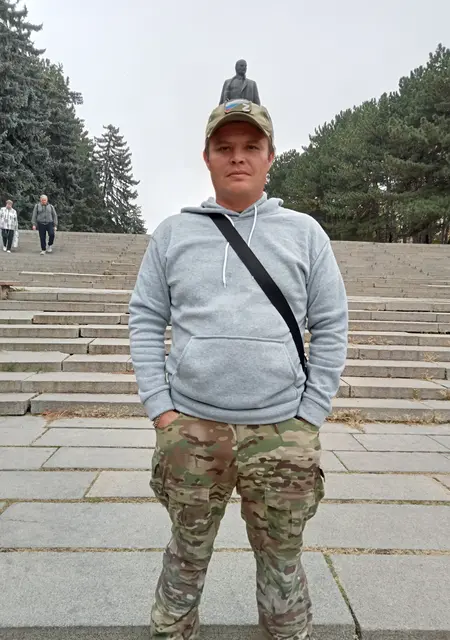 Я Олег, 31, знакомлюсь на одну ночь в Пятигорске