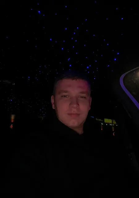 Я Андрей, 27, знакомлюсь без обязательств в Вологде