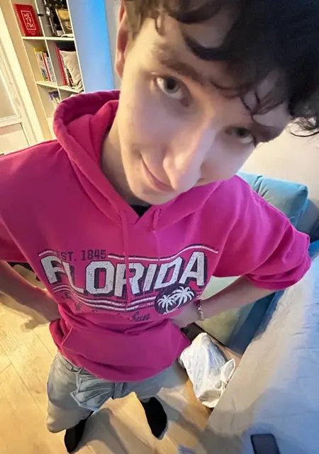 Я Илья, 18, из Барнаула, ищу знакомство для вирта