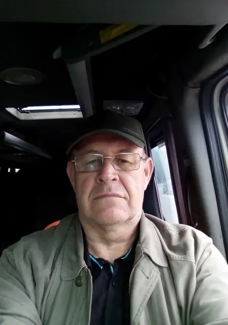 Роман из Твери, мне 65, познакомлюсь без обязательств